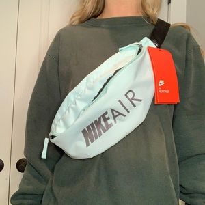 NIKE Air Fanny Pack